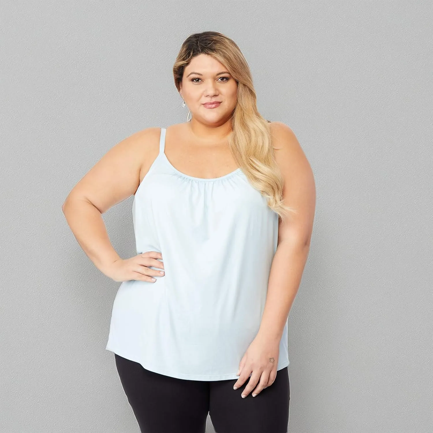 32 Degrees Women's Cool Flowy Bra Cami | with Built-in Cups | Relaxed Fit | Adjustable Spaghetti Strap